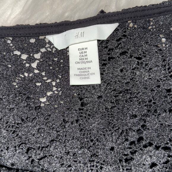 H&M Medium Black Lace Crop Tank Bralette Cami Floral Crochet Boho Coquette - Picture 3 of 7